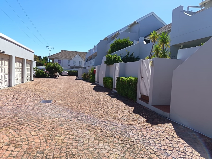 2 Bedroom Property for Sale in Rondebosch Western Cape